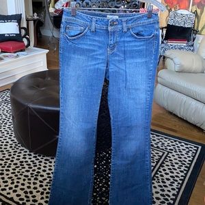 SO Wear It Declare It jeans stitching on back pockets Sz 5Average